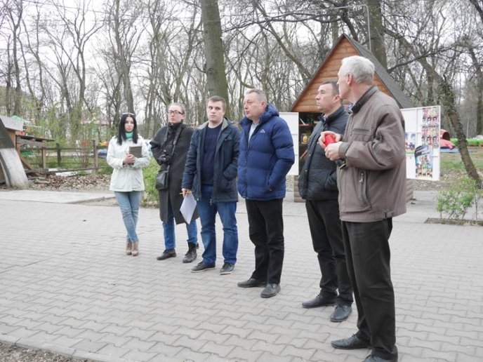 У Боздоському парку Ужгорода провели обстеження дерев – 05