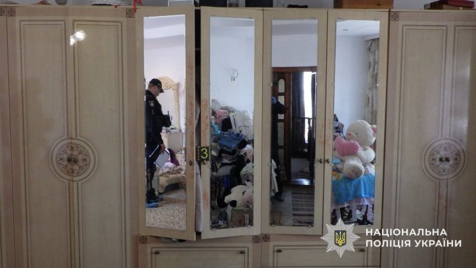 Вкрав понад 100 тисяч гривень та ювелірні вироби: в області скоїли злочин – 01