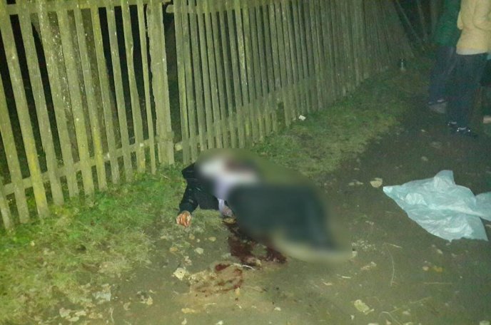 Чоловік убив дружину на очах у людей, а потім намагався покінчити життя самогубством – 02