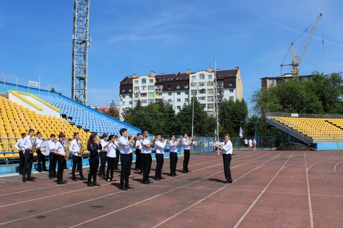 Працівники закладів культури Закарпаття влаштували спартакіаду – 01