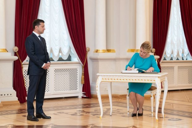 Зеленський сьогодні зустрівся із президенткою Словаччини – 05