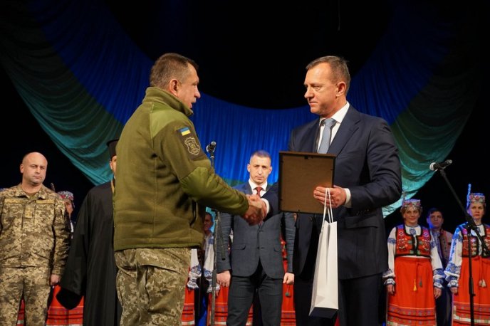 В Ужгороді відбулися урочистості до Дня Збройних сил України – 06