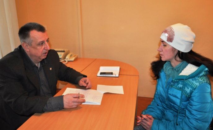 Заступник голови Закарпатської облради пообіцяв допомогти жителям області, які постраждали внаслідок "снігового паводку" – 03 Заступник голови Закарпатської облради пообіцяв допомогти жителям області, які постраждали внаслідок "снігового паводку" – 03