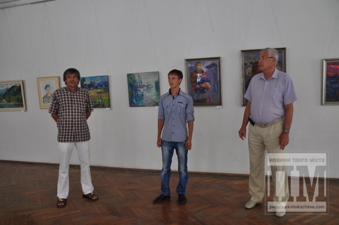 У Мукачеві відкрилась виставка картин до Дня Незалежності України (ФОТОРЕПОРТАЖ) – 16