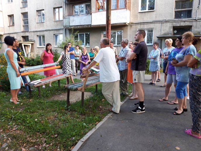 Мешканці двох багатоповерхівок у Мукачеві мають намір створити ОСББ – 01