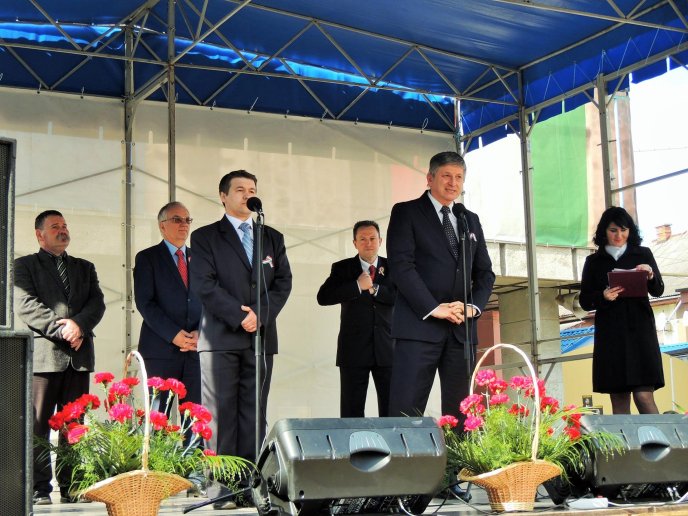 У Берегові розпочався перший весняний ярмарок – 08