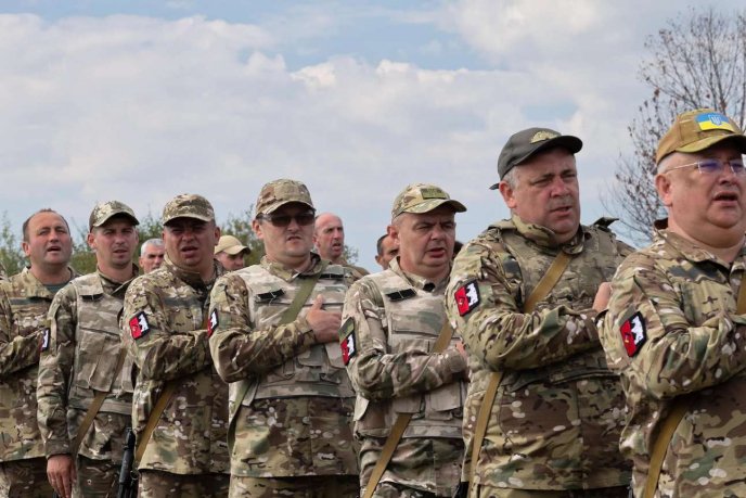 Закарпатці завершили 96-годинний курс підготовки до національного спротиву – 02 Закарпатці завершили 96-годинний курс підготовки до національного спротиву – 02