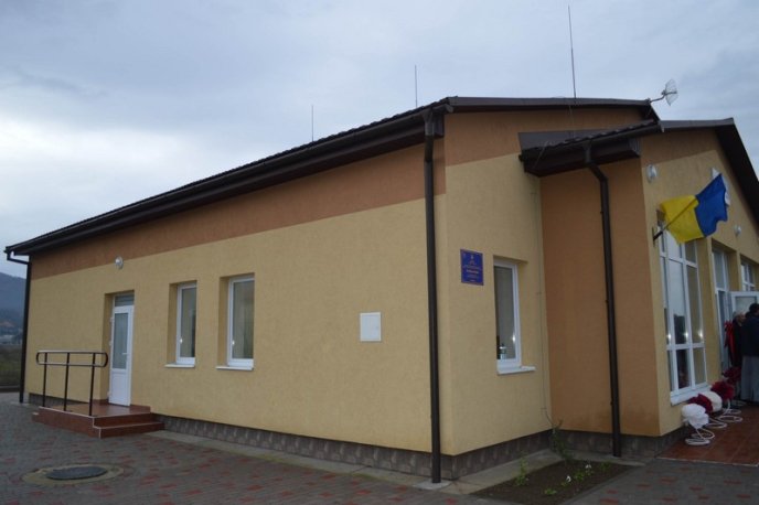 В Іршавському районі урочисто відкрили амбулаторію – 01