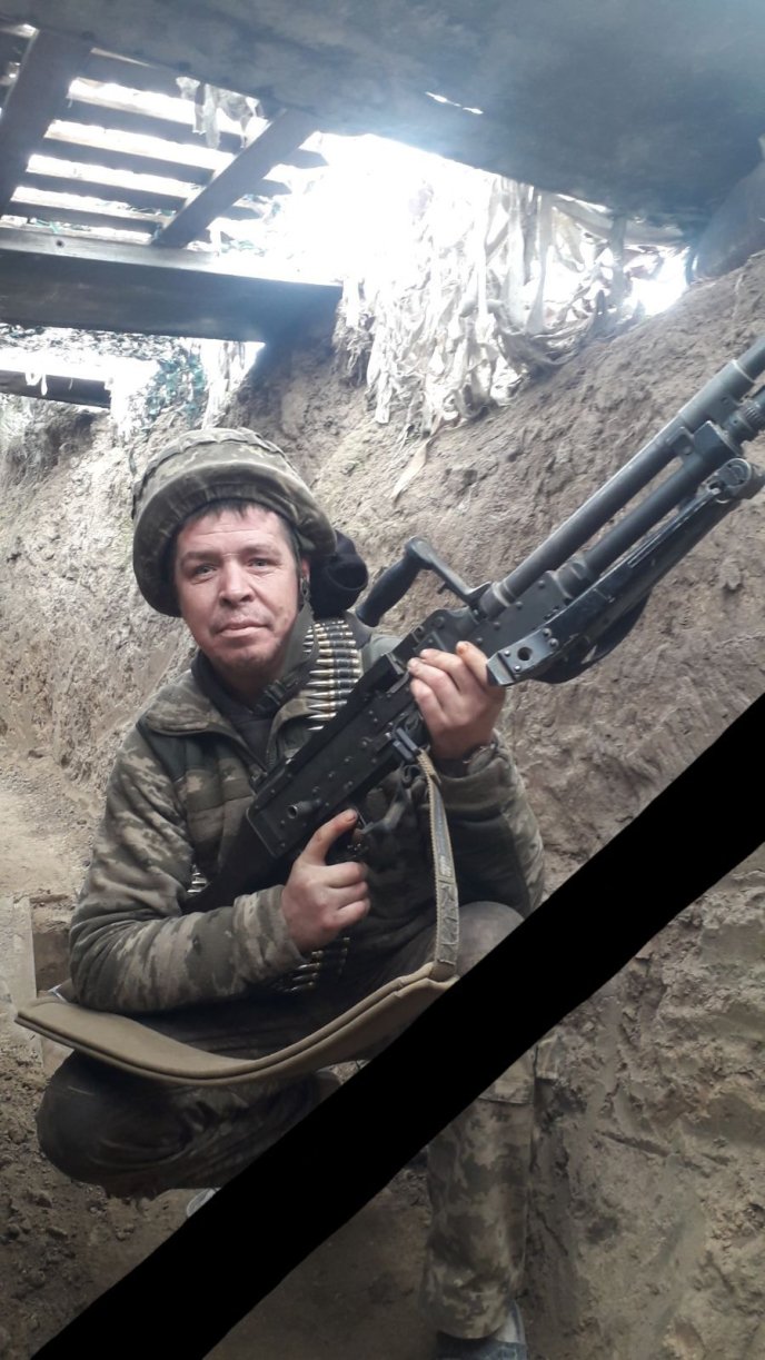 Великолучківська громада втратила захисника. У суботу його поховають – 01 Обірвалось життя військового Івана Лендєла