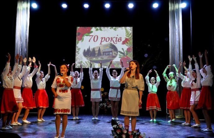 Мукачівський аграрний коледж святкує ювілей. Екс-міністр освіти та науки особисто приїхав привітати виш – 06 Мукачівський аграрний коледж святкує ювілей. Екс-міністр освіти та науки особисто приїхав привітати виш – 06