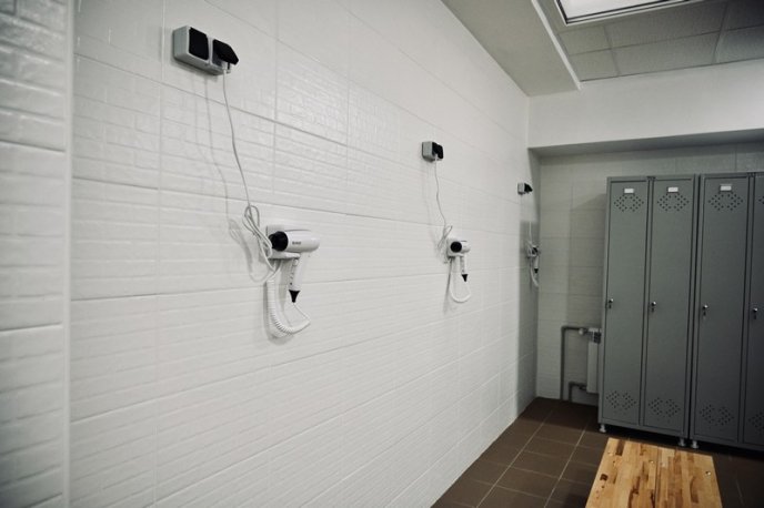 В Ужгороді відкрили найбільший модернізований шкільний басейн – 04