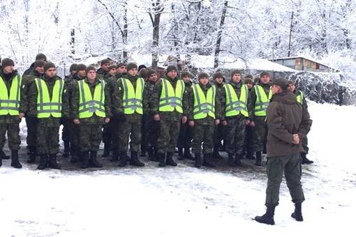 На дорожніх постах Закарпаття чергуватимуть силовики – 01 На дорожніх постах Закарпаття чергуватимуть силовики – 01
