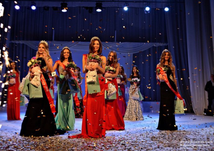 Найгарніша дівчина Ужгорода розповіла про переможний для себе конкурс та своє дозвілля – 01