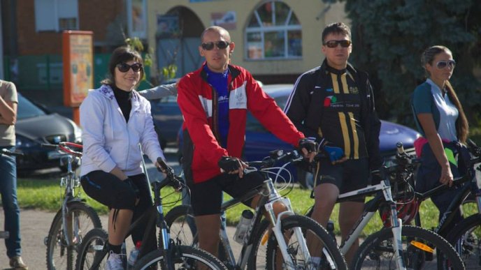 Велодень у Мукачеві: дитячий сміх, дорослий азарт та море позитивних емоцій (ФОТО) – 18