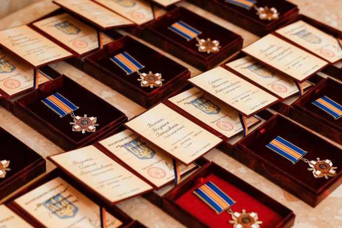 Орденом «За мужність» ІІІ ступеня посмертно нагороджено 10 прикордонників із Закарпаття – 01