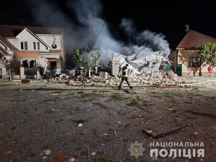 Поліція назвала попередню причину вибуху у Виноградові – 03