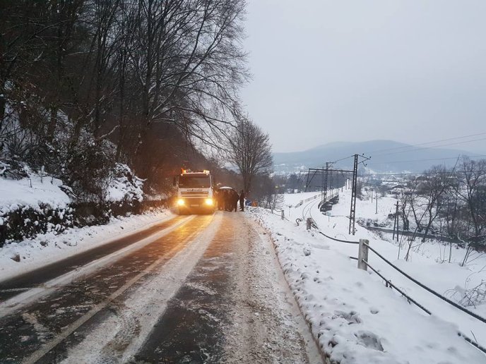 Неподалік Великого Березного сталась ДТП, яка заблокувала транспортний рух на виїзді з селища – 04