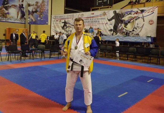 Закарпатські каратисти гідно виступили на чемпіонаті світу у Сербії – 01