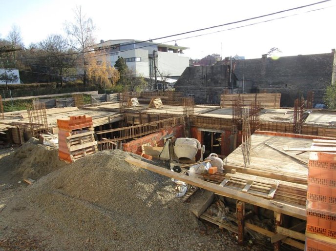 В Ужгороді будівництво багатоповерхівки на Кошицькій, 21 в Ужгороді визнали незаконним – 04