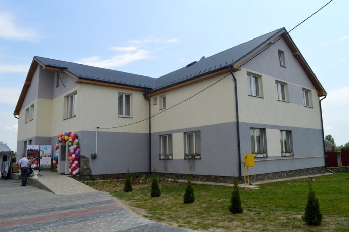 Дружини Президентів України та Угорщини відкрили Центр реабілітації дітей на Ужгородщині – 07