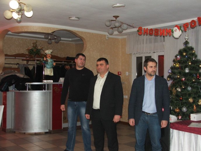 Голова Мукачівської РДА Сергій Гайдай нагородив чемпіонів Мукачівщини з футболу – 03