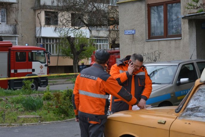 Ужгородські рятувальники ліквідовували наслідки умовного вибуху газу – 02