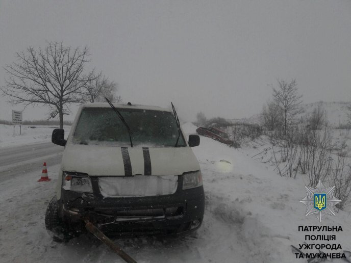 Ще одна ДТП у Ракошині: зіткнулись автомобілі "Volkswagen" і "ВАЗ 2107" – 04