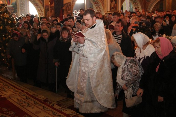 На Різдво владика Феодор висвятив ще одного священика (ФОТО) – 04