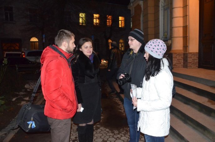 Журналісти Мукачева провели акцію на підтримку побитої журналістки Тетяни Чорновол (ФОТО,ВІДЕО) – 03