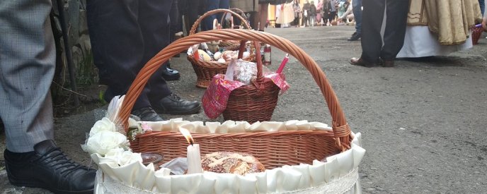Католицький Великдень: як в Ужгороді відбувались богослужіння та освячення пасок – 03