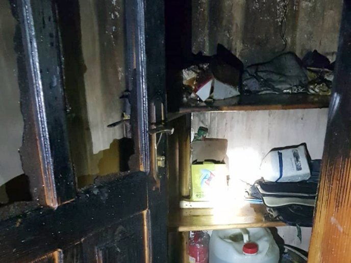 Вранці спалахнула пожежа в готелі. Одна жінка опинилась у пастці – 05