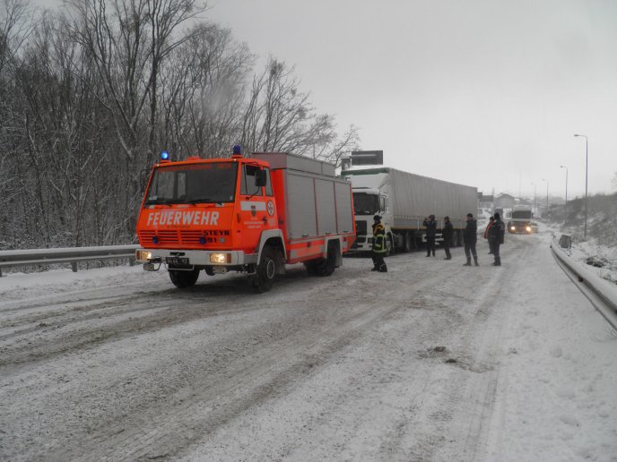 Станом на вечір в усіх населених пунктах Закарпаття відновлено електропостачання – 04