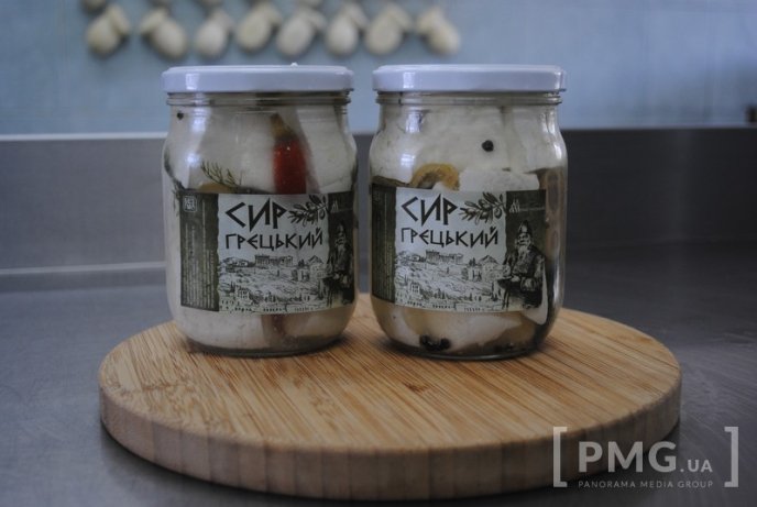 У Ракошині виготовляють сир за справжніми європейськими рецептами – 13 У Ракошині виготовляють сир за справжніми європейськими рецептами – 13