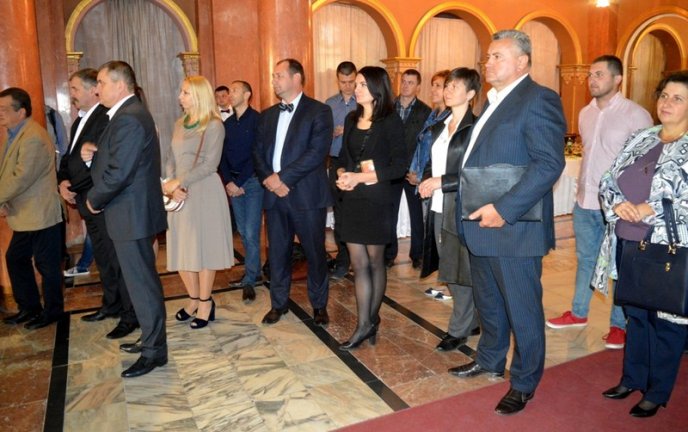 На Закарпатті відзначили кращих представників сфери туризму – 02