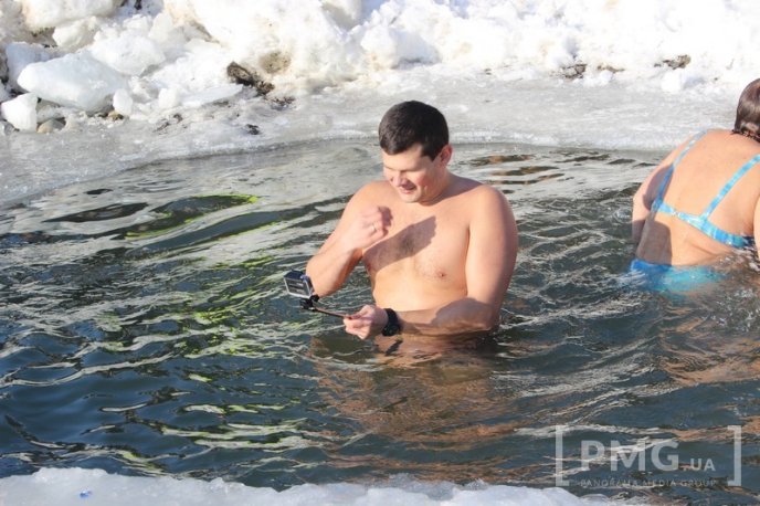 Владика Феодор освятив у Мукачеві воду в річці Латориця – 23