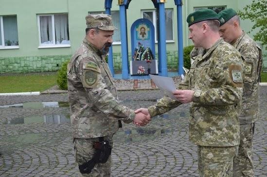 У Мукачівському прикордонному загоні нагородили групу бійців мобільної групи – 02 У Мукачівському прикордонному загоні нагородили групу бійців мобільної групи – 02