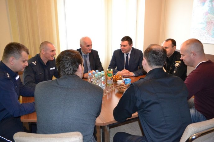 Представники влади Ужгорода та патрульної поліції зустрілись із польськими колегами – 01