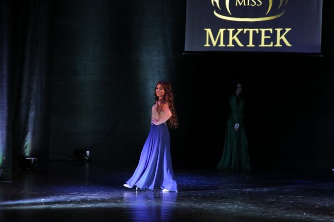 У Мукачеві визначили володарку титулу конкурсу краси "Міс МКТЕК 2018" – 55