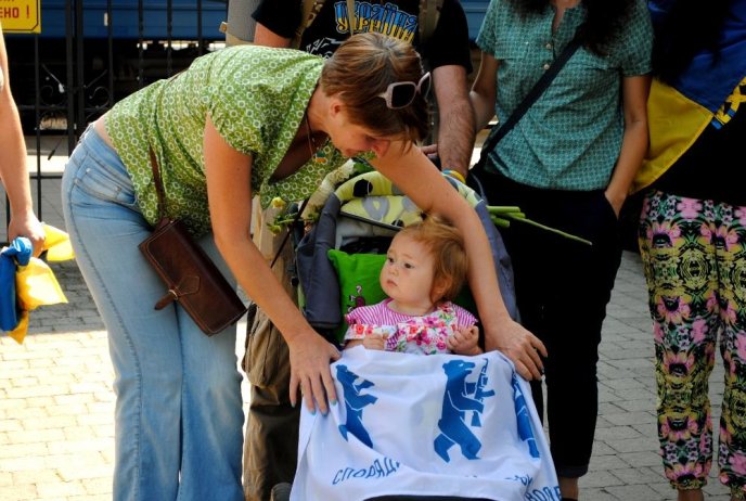 Народний герой України, хірург Олександр Данилюк повернувся на Закарпаття із зони АТО – 02