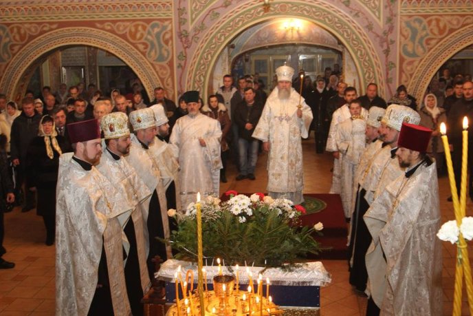 Владика Феодор звершив Різдвяне богослужіння в Мукачівському кафедральному соборі – 02 Владика Феодор звершив Різдвяне богослужіння в Мукачівському кафедральному соборі – 02