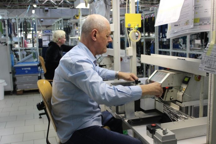 Як в Ужгороді виготовляють якісну кабельну продукцію для світових автобрендів – 02