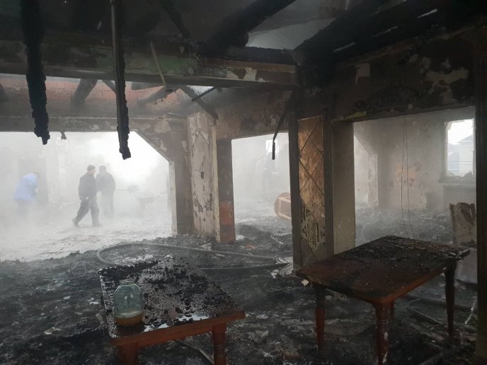 Масштабна пожежа на Хустщині: горів весільний салон – 05