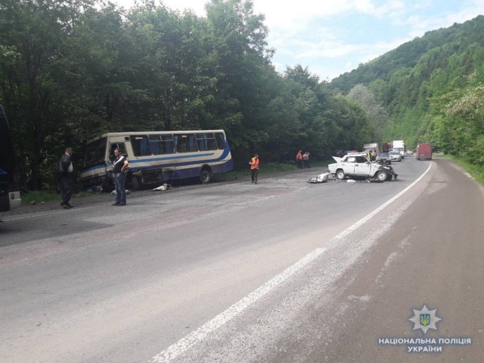 "Виїхав на зустрічну смугу", – у поліції розповіли подробиці смертельної аварії на трасі "Київ-Чоп" – 03