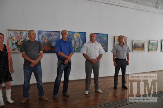 У Мукачеві стартувала виставка неймовірно красивих картин від творчого об’єднання "Райдуга" (ФОТО) – 19