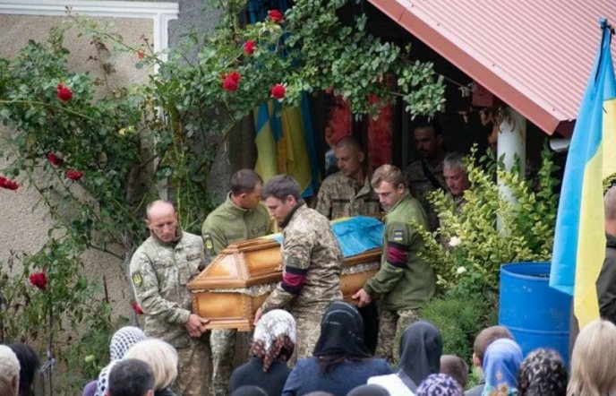 Закарпаття провело в останню путь Героя Василя Шимоняка – 01 Закарпаття провело в останню путь Героя Василя Шимоняка – 01