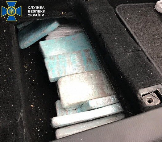 Затриманого СБУ контрабандиста засуджено до 9 років ув’язнення  – 03