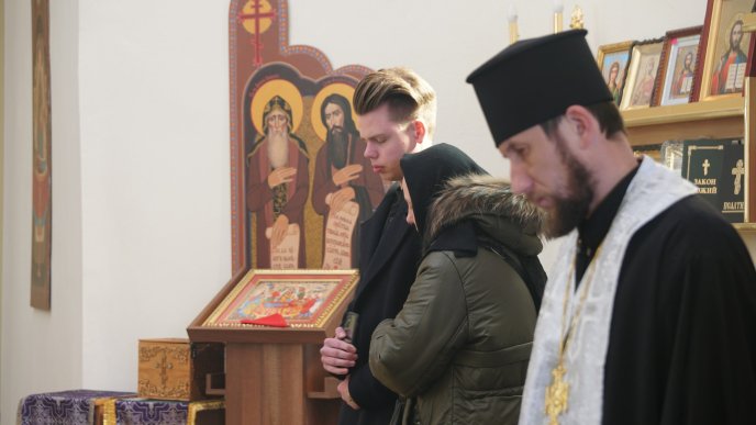 Мукачево попрощалось із загиблим на війні Героєм Володимиром Литвиненком – 04