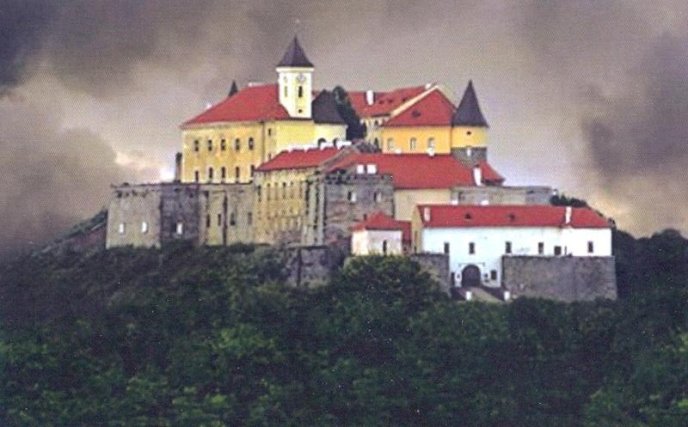 Мукачівські філателісти з нагоди 50-річчя клубу випустили поштові конверти та листівки – 06