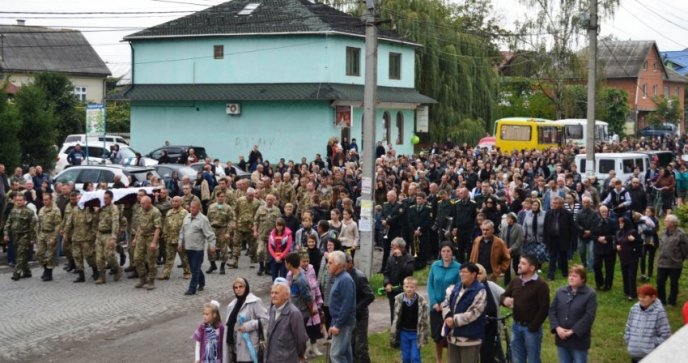 У Буштині попрощались з бійцем АТО Павлом Дурундою – 20
