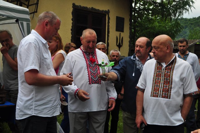 Головний поліцейський України відвідав унікальний закарпатський фестиваль – 10 Головний поліцейський України відвідав унікальний закарпатський фестиваль – 10